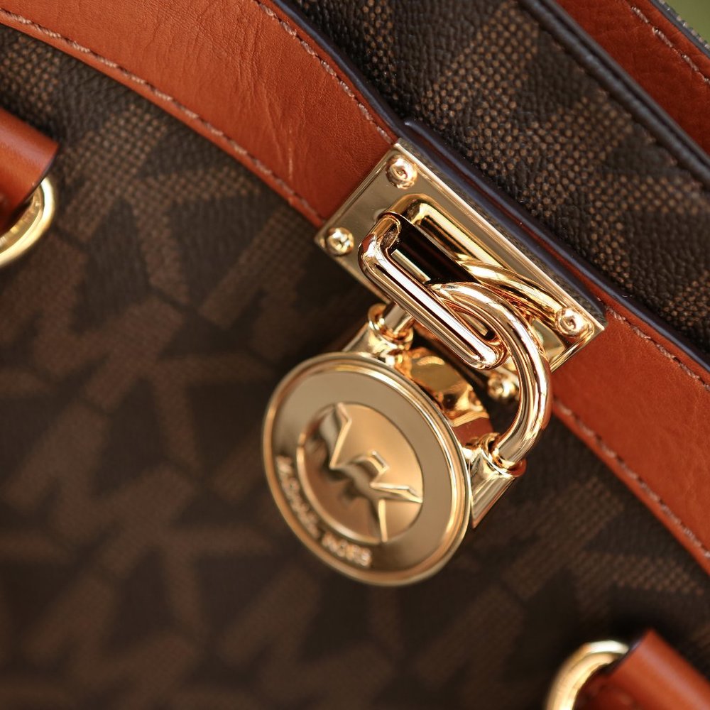 Michael Kors Shoulder Bag